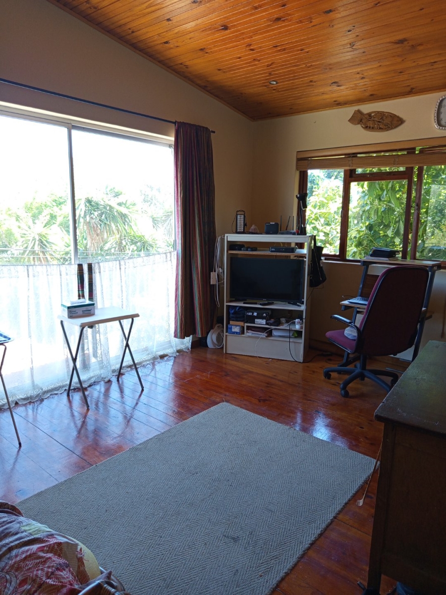 6 Bedroom Property for Sale in Rondebosch East Western Cape